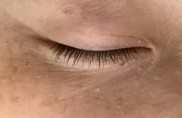 小学教师和初中学生(初中和小学教师工资一样吗)