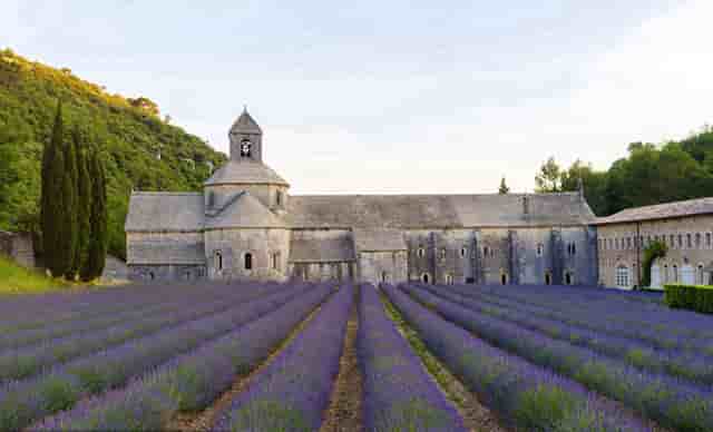 韩国女星冬季穿衣搭配(小个子女生穿衣搭配技巧冬季)