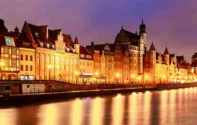 男性时尚穿衣搭配技巧(男性腿短穿衣搭配技巧)