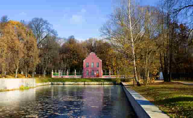 掌握包包与服饰的搭配技巧 做一个时尚达人